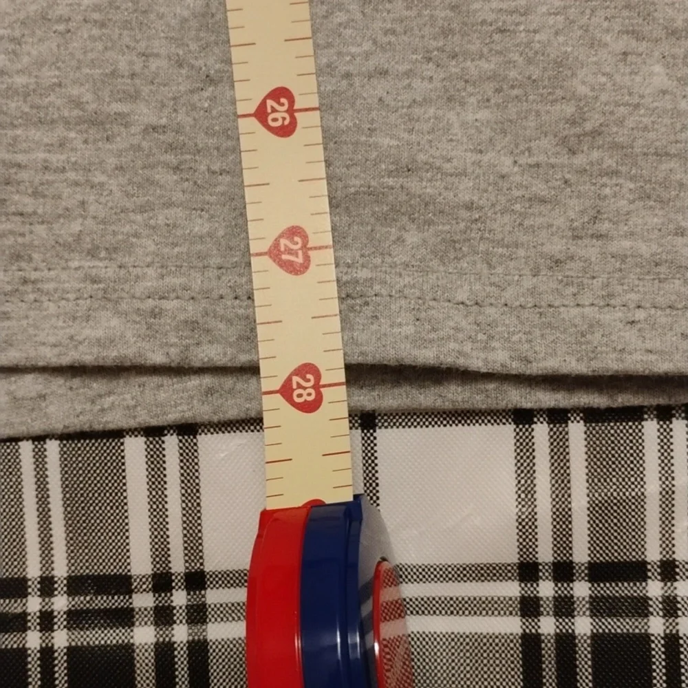 Cincinnati Reds Gray Unisex T-Shirt – Medium New - Picture 4 of 6